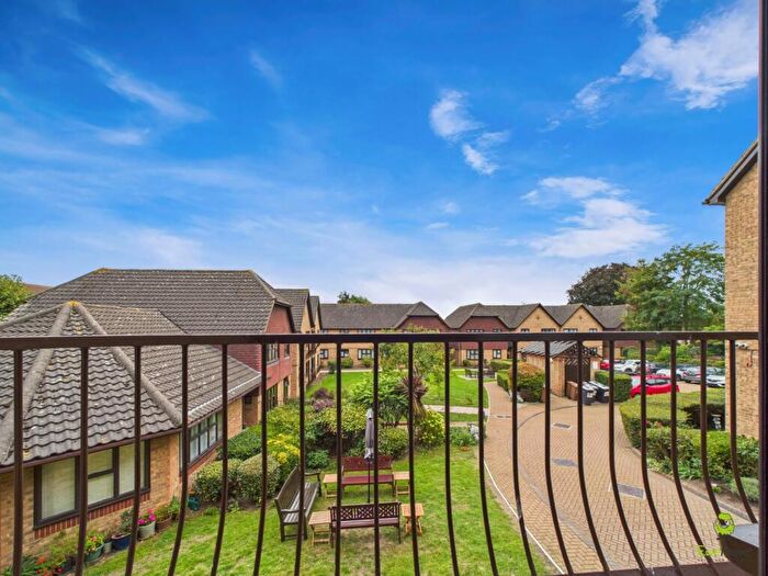 2 Bedroom Flat For Sale In Court Lodge, Erith Road, Belvedere, Kent, DA17