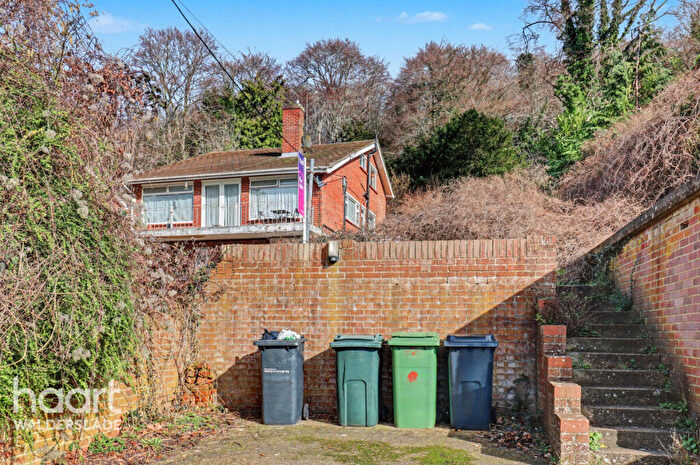 5 Bedroom Property For Sale In Boxley Road & Land Adjacent, Chatham, ME5