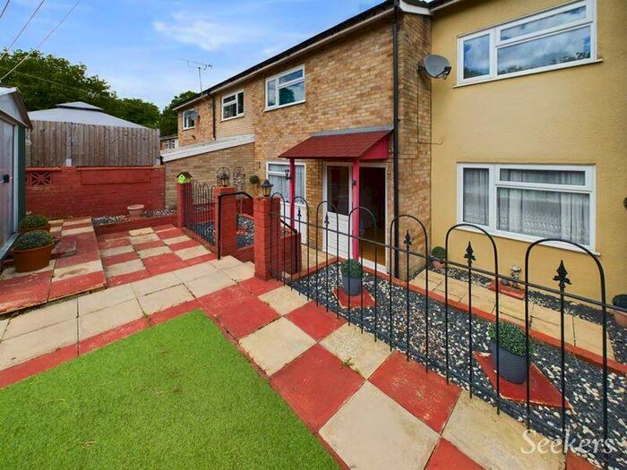 2 Bedroom Terraced House To Rent In Rover Road, Chatham, ME5