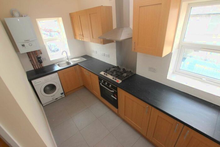 2 Bedroom Flat To Rent In Oxford Road, Reading, RG1