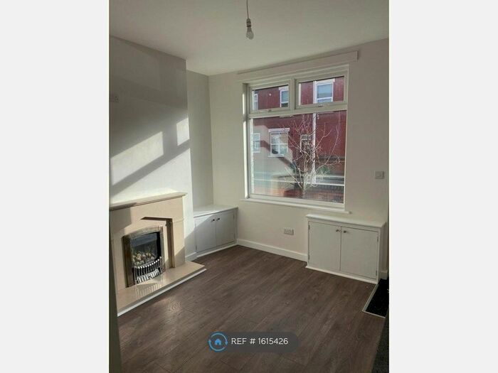 2 Bedroom Terraced House To Rent In Charlotte Street, Stockport, SK1