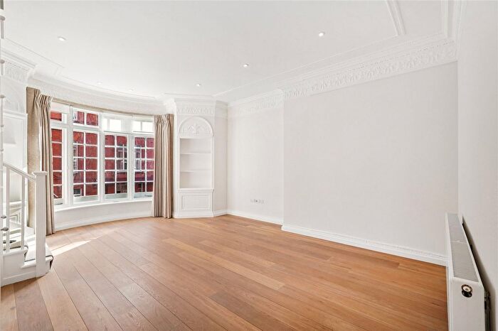 1 Bedroom Flat To Rent In Hans Road, London, SW3