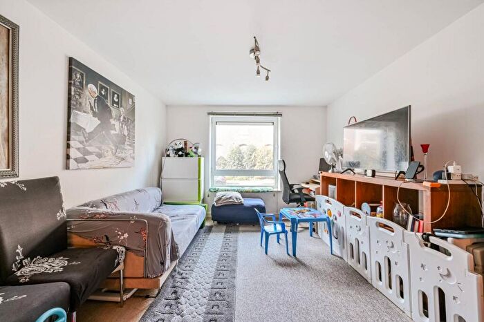 1 Bedroom Flat To Rent In Argyll Road, Woolwich, London, SE18