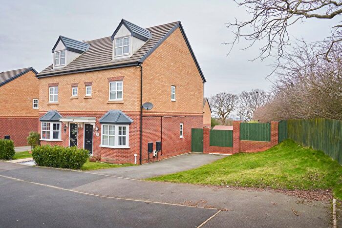 3 Bedroom Semi Detached House For Sale In Jackfield Way, Skelmersdale, WN8