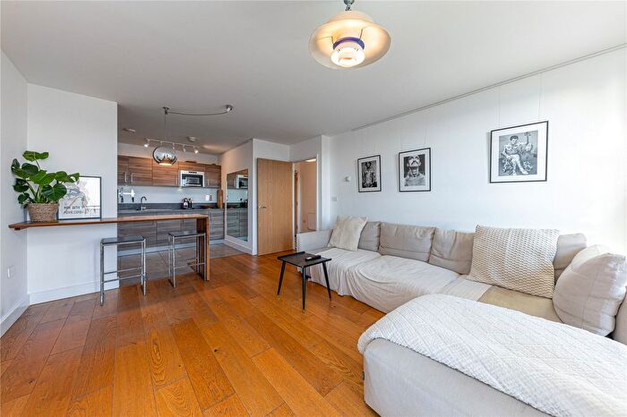 1 Bedroom Flat For Sale In Dalston Square, London, E8