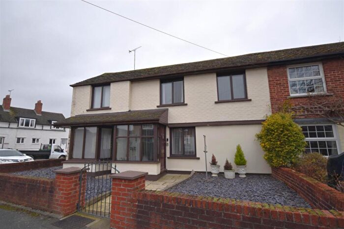 3 Bedroom Semi-Detached House For Sale In Smithy Close, Ness, Neston, CH64