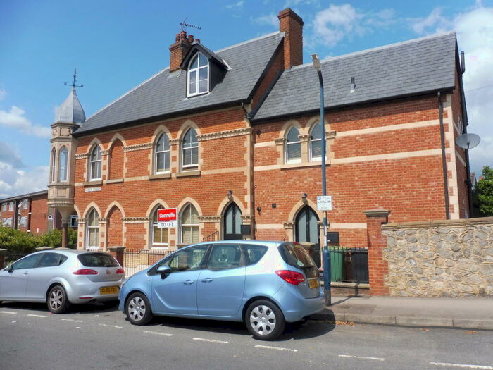 1 Bedroom Apartment To Rent In Hardy Street, Maidstone, ME14