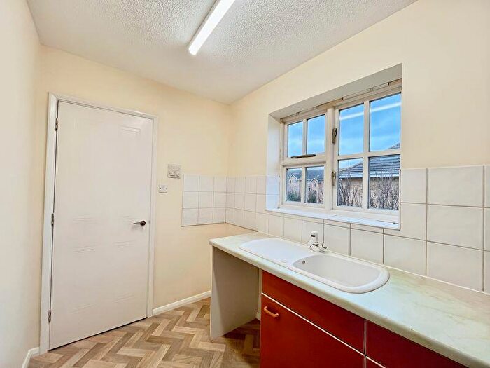 2 Bedroom Apartment To Rent In Coal Court, Columbia Wharf Road, Grays, RM17