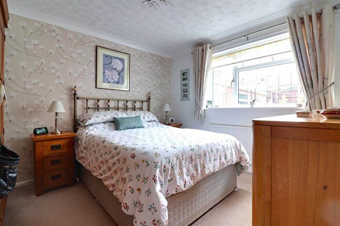 2 Bedroom Detached Bungalow For Sale In Carlton Square, Western Downs, Stafford, ST17