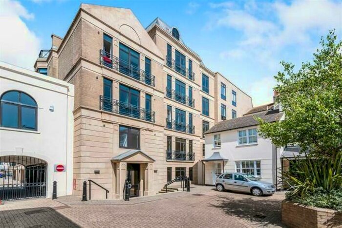 1 Bedroom Flat To Rent In Russell Mews, Brighton, BN1