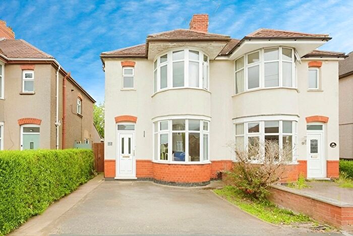 3 Bedroom Semi-Detached House To Rent In Thirlmere Road, Hinckley, Leicestershire, LE10