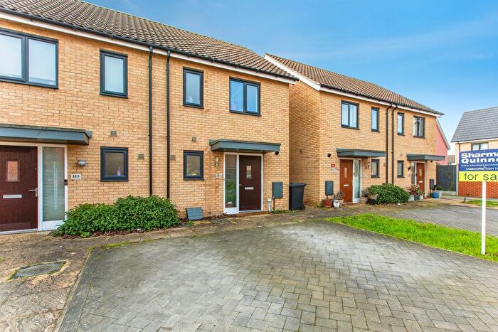 2 Bedroom End Of Terrace House For Sale In Gladiator Road, Upper Cambourne, Cambridge, CB23