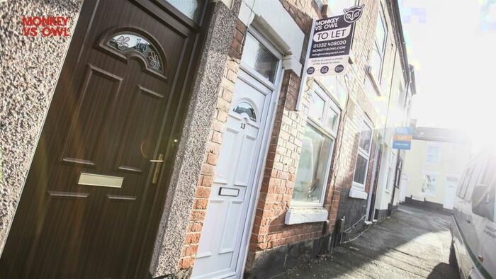 3 Bedroom House To Rent In Surrey Street, Derby, DE22