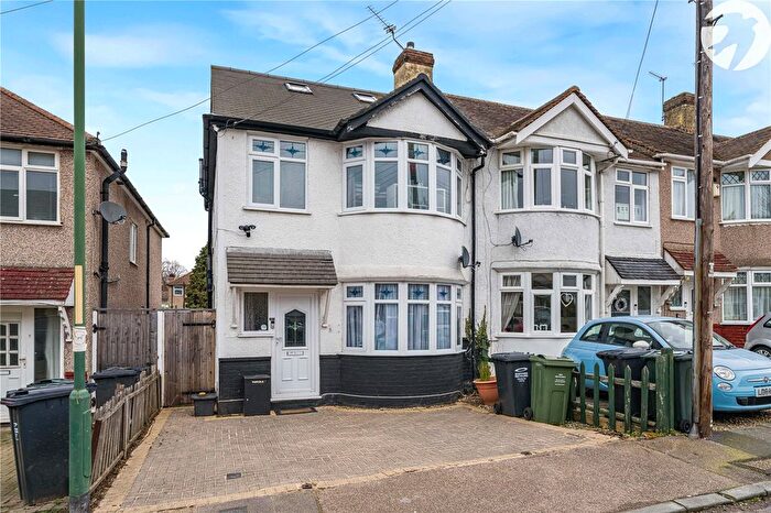 4 Bedroom End Terrace House For Sale In Dene Road, Dartford, Kent, DA1
