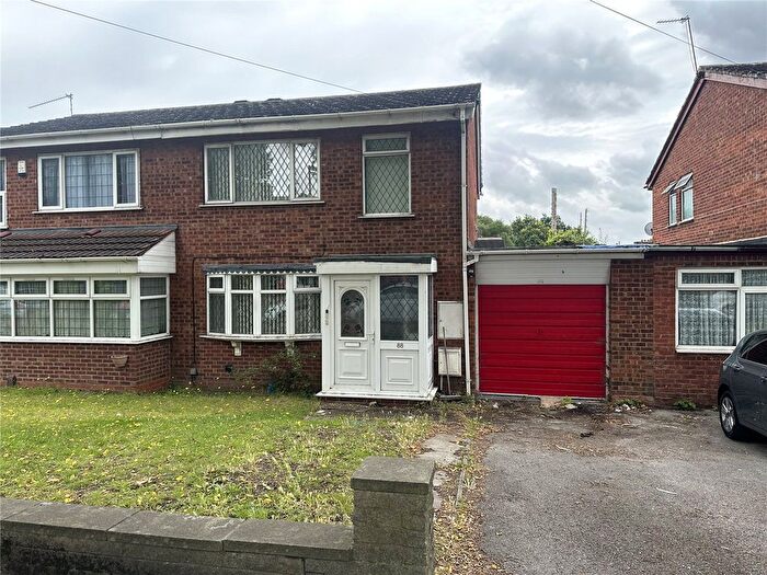 3 Bedroom Semi-Detached House For Sale In Little Bromwich Road, Birmingham, West Midlands, B9