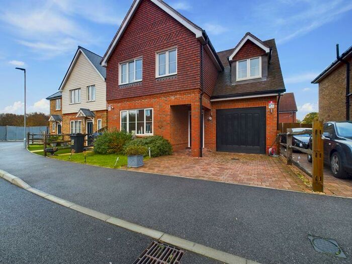 4 Bedroom Detached House For Sale In Pease Pottage, Crawley, RH11