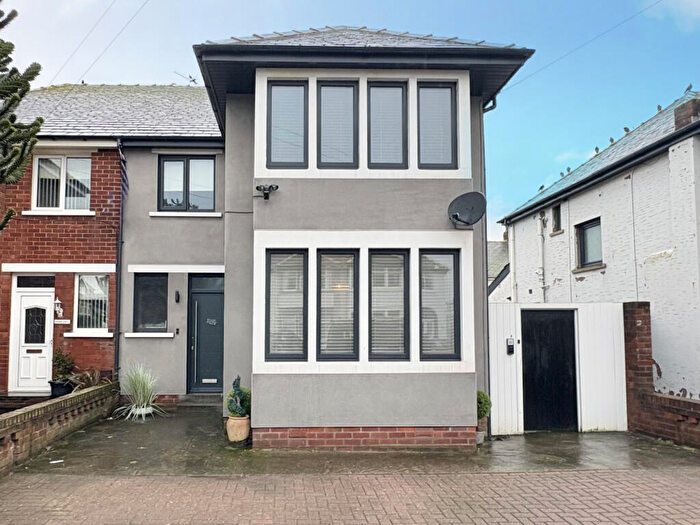 3 Bedroom Semi Detached House For Sale In Napier Avenue, South Shore, FY4