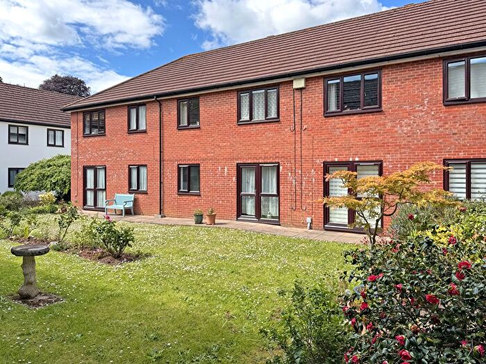 1 Bedroom Flat For Sale In Temple Street, Sidmouth, EX10