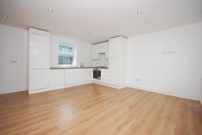 2 Bedroom Flat To Rent In Melbourne Grove Dulwich, SE22