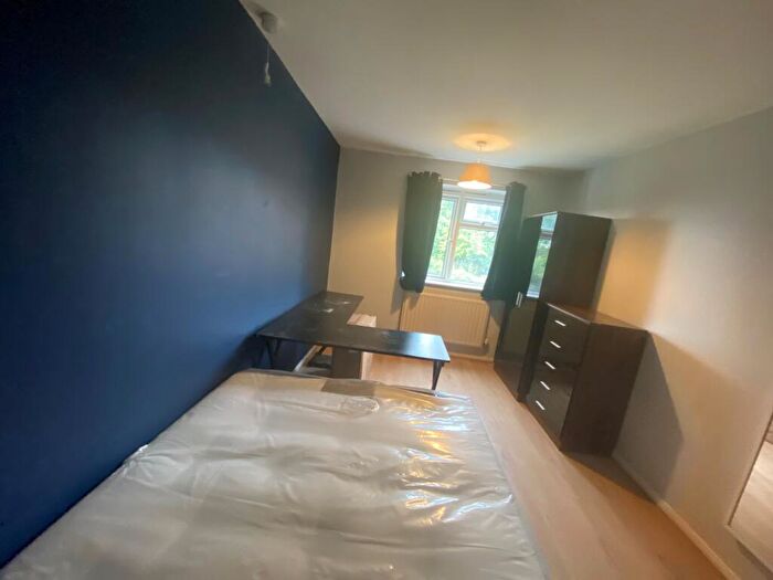 2 Bedroom Flat To Rent In Cobden Street, Derby, DE22