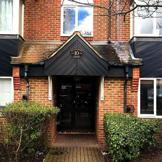 1 Bedroom Flat To Rent In Silvermere Court, CR8