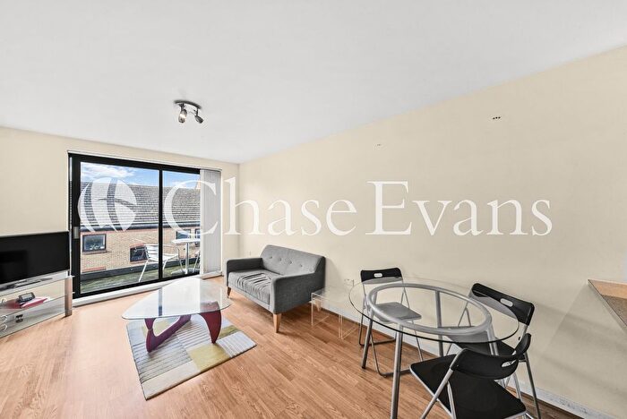 1 Bedroom Flat To Rent In Equinox Building, Douglas Path, Docklands, London, E14