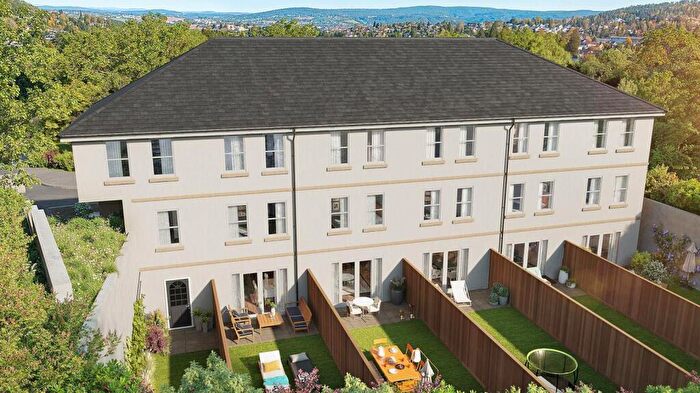 4 Bedroom Town House For Sale In Victoria Street, PO38