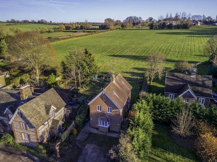 4 Bedroom Cottage To Rent In Old Alresford, Hampshire, SO24