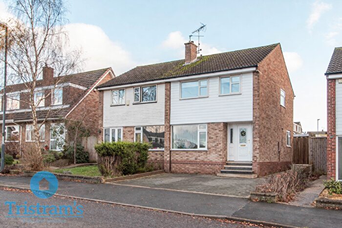 3 Bedroom Semi Detached House For Sale In Ladybank Road, Mickleover, DE3