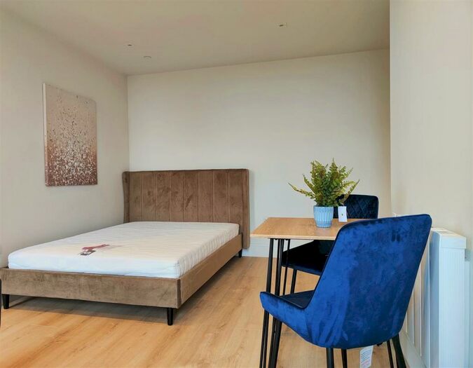 Studio To Rent In Caxton Place, Ilford, IG1