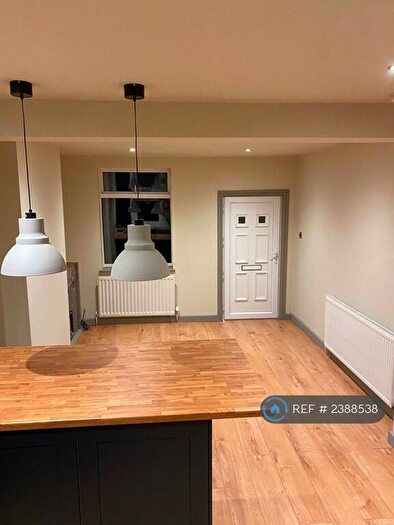 2 Bedroom Terraced House To Rent In Steeple Street, Macclesfield, SK10