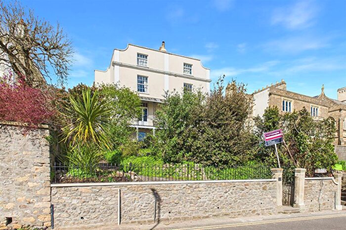 1 Bedroom Flat For Sale In Highdale Road, Clevedon, BS21