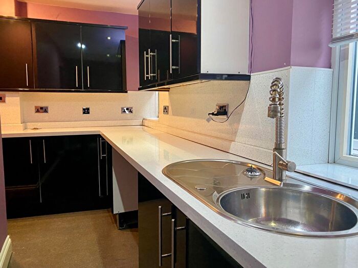 2 Bedroom End Of Terrace House To Rent In Biddlestone Road, Newcastle Upon Tyne, NE6