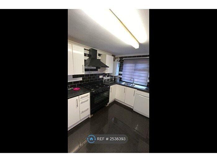 3 Bedroom Terraced House To Rent In Viola Close, South Ockendon, RM15