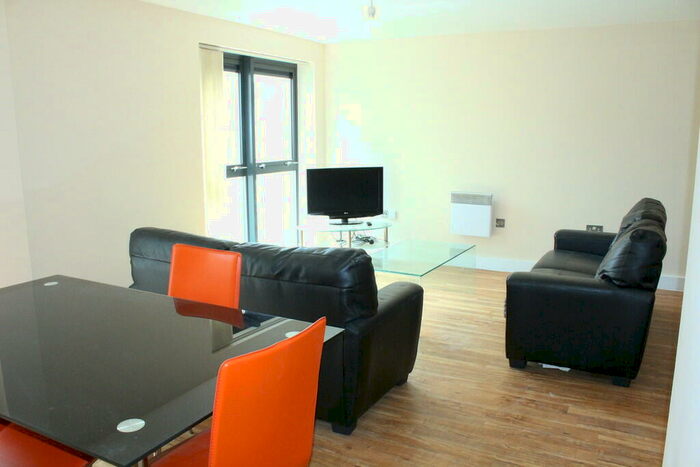 2 Bedroom Apartment To Rent In Fresh Apartments, Chapel St, M3