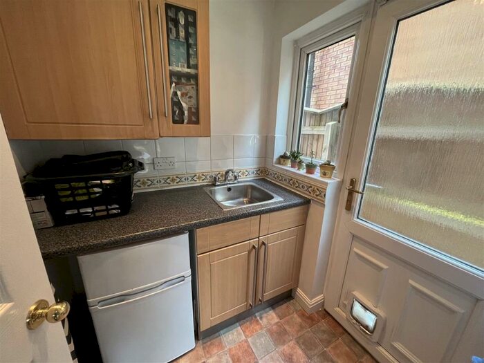 4 Bedroom Detached House For Sale In Sandhurst Drive, Wilmslow, SK9
