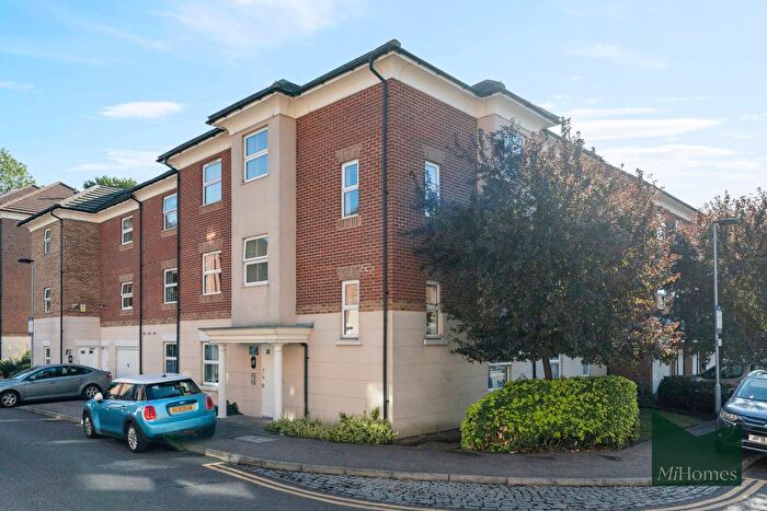 2 Bedroom Flat To Rent In Coppetts Road, Muswell Hill, N10