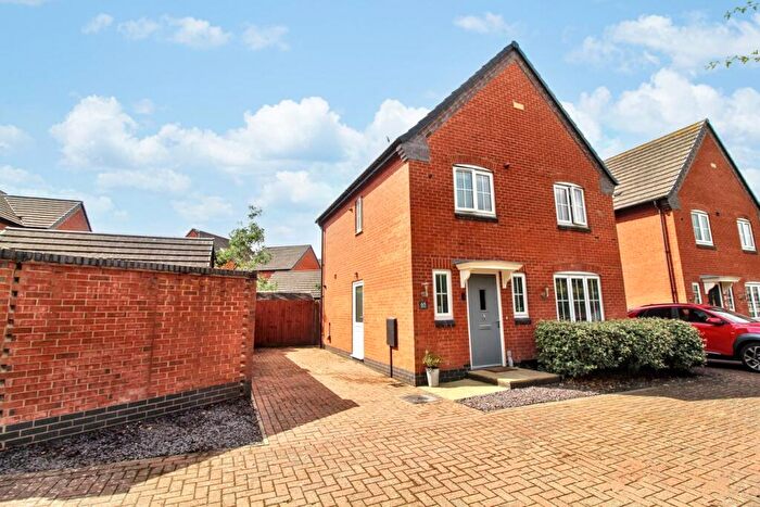3 Bedroom Detached House For Sale In Ridleys Close, Countesthorpe, Leicester, LE8