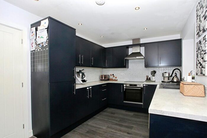 3 Bedroom Semi-Detached House For Sale In Fincham Drive, Crowland, Peterborough, PE6