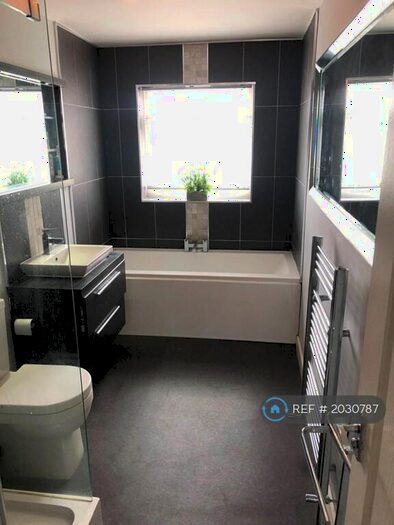 4 Bedroom Detached House To Rent In St. Johns Drive, Pencoed, Bridgend, CF35