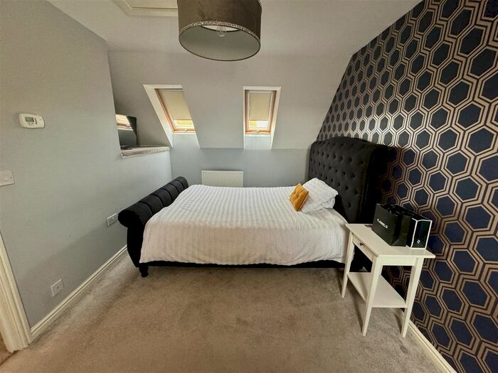 3 Bedroom Town House To Rent In Vickers Lane, Seaton Carew, Hartlepool