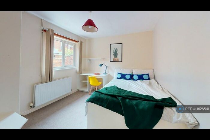 5 Bedroom Terraced House To Rent In Jarrom Street, Leicester, LE2