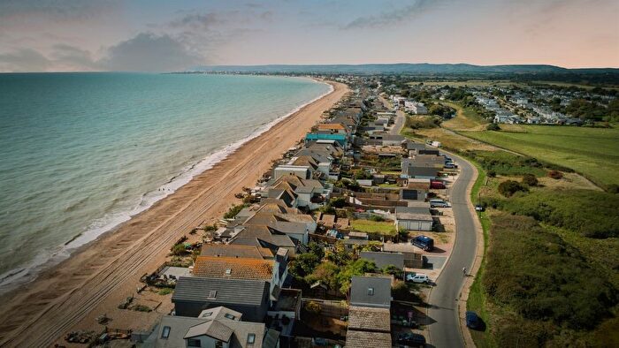 4 Bedroom Detached House For Sale In Coast Road, Pevensey Bay, Pevensey, BN24