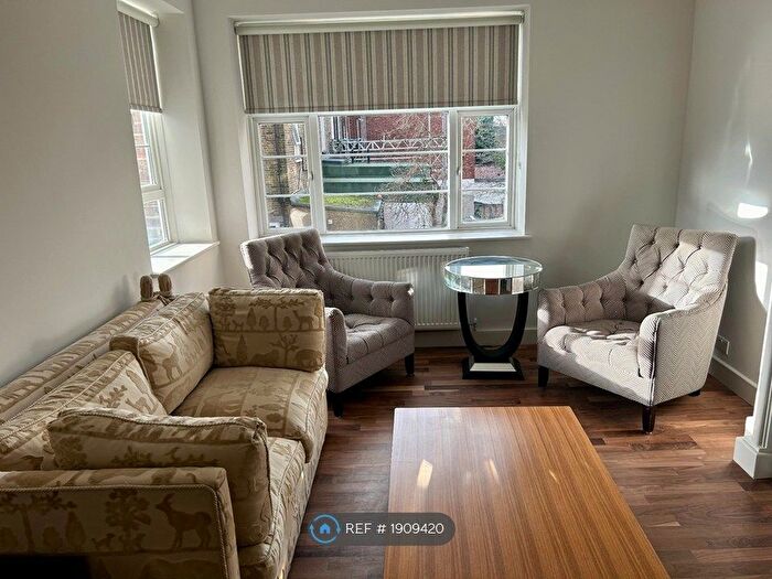 2 Bedroom Flat To Rent In Kingsley Court, London, NW2