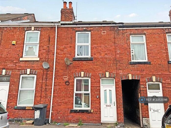 2 Bedroom Terraced House To Rent In Southwell Road, Sheffield, S4
