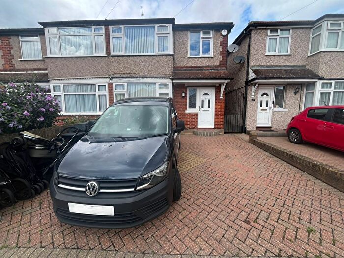 3 Bedroom Semi-Detached House To Rent In Wood End Gardens, Northolt, UB5