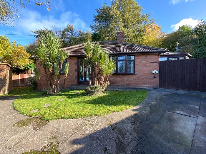 2 Bedroom Bungalow For Sale In Lincoln Crescent, Wrockwardine Wood, Telford, Shropshire, TF2