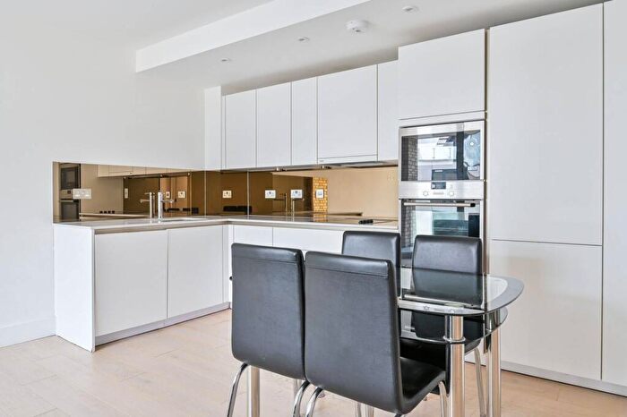 2 Bedroom Flat To Rent In Quebec Way, Canada Water, London, SE16