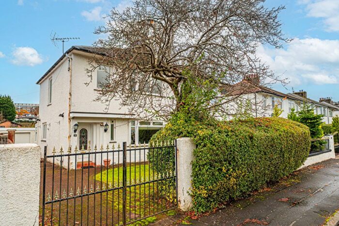 3 Bedroom Semi Detached House For Sale In Brooklea Drive, Giffnock, G46