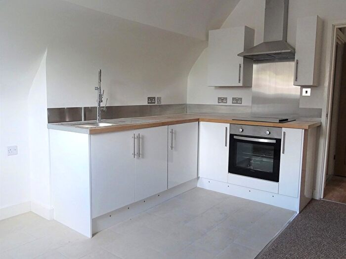 1 Bedroom Flat To Rent In Corporation Road, Cardiff, CF11